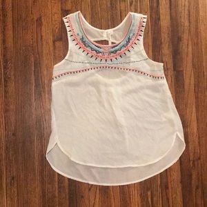 White tank top with print
